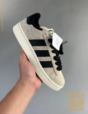 Adidas Campus