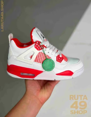 Air Jordan 4 Retro