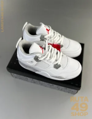 Air Jordan 4