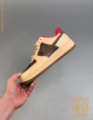 Nike Air Force 1 '07