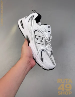 New Balance MR530