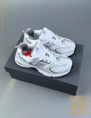 New Balance MR530